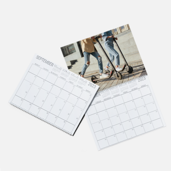 personalized holiday gifts - wall calendars 
